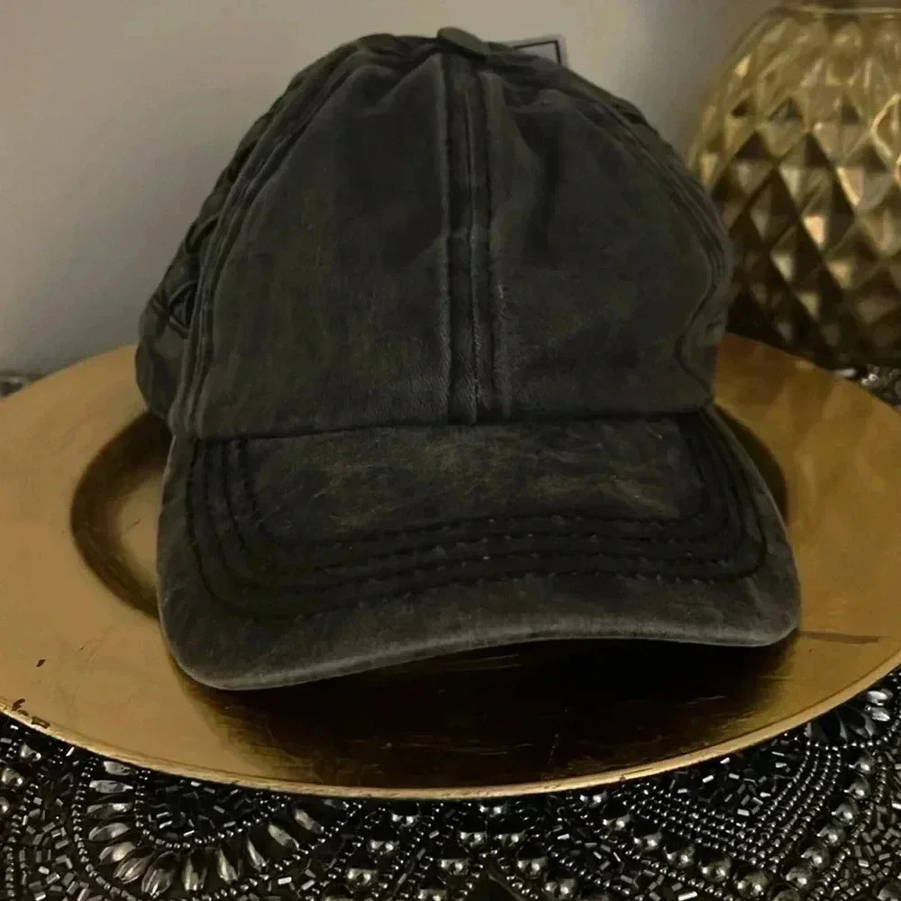 WOMENS PONYTAIL HAT BLACK NWT - Picture 6 of 7